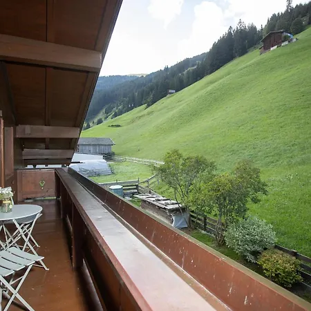 Wiesenau, Prázdninový dům Tux